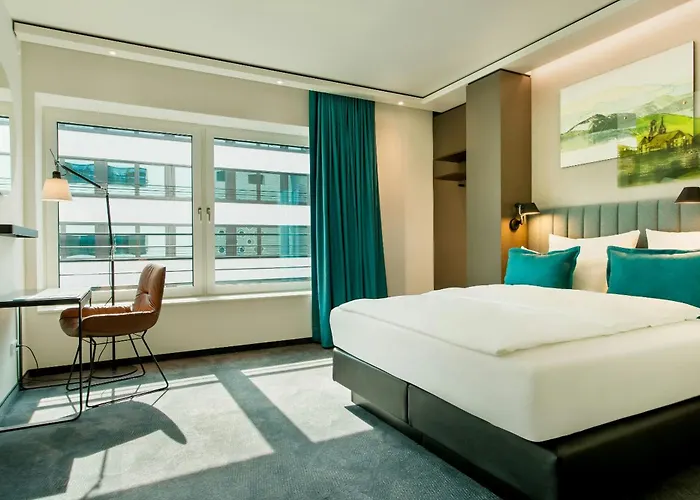 One Stuttgart-hauptbahnhof 3*