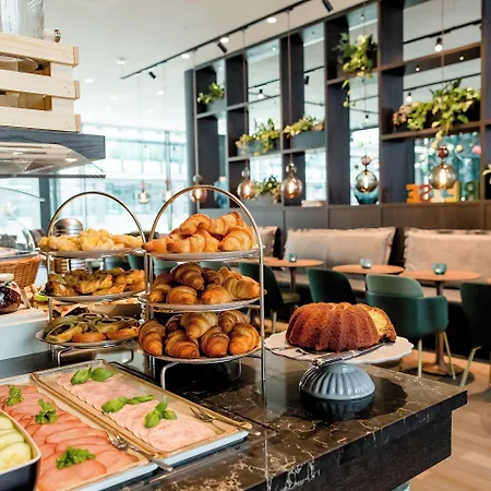 ホテル One Stuttgart-hauptbahnhof 3*