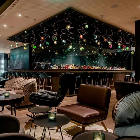 Hotel One Stuttgart-hauptbahnhof 3*