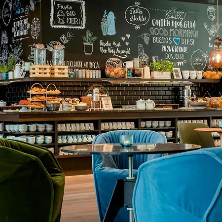 One Stuttgart-hauptbahnhof 3*