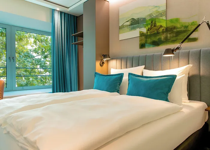 One Stuttgart-hauptbahnhof 3*