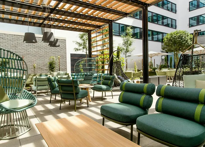 One Stuttgart-hauptbahnhof 3*